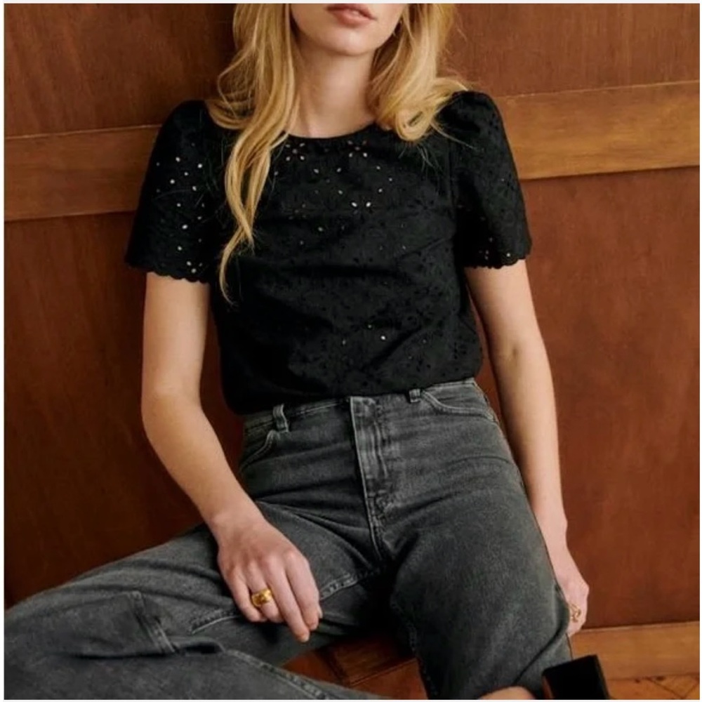 Sézane Black Short Sleeve Top